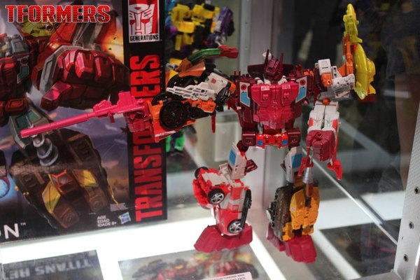 SDCC 2016   Generations Platinum Series And Titans Return Preview Night Display 047 (47 of 157)